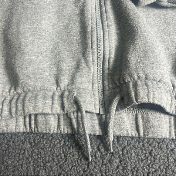 Ripzone  Grey Fleece Full Zip Long Sleeved Cropped Hoodie LARGE - Picture 5 of 8